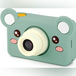 NIB: Kidamento Cute Green Bear Digital Camera!